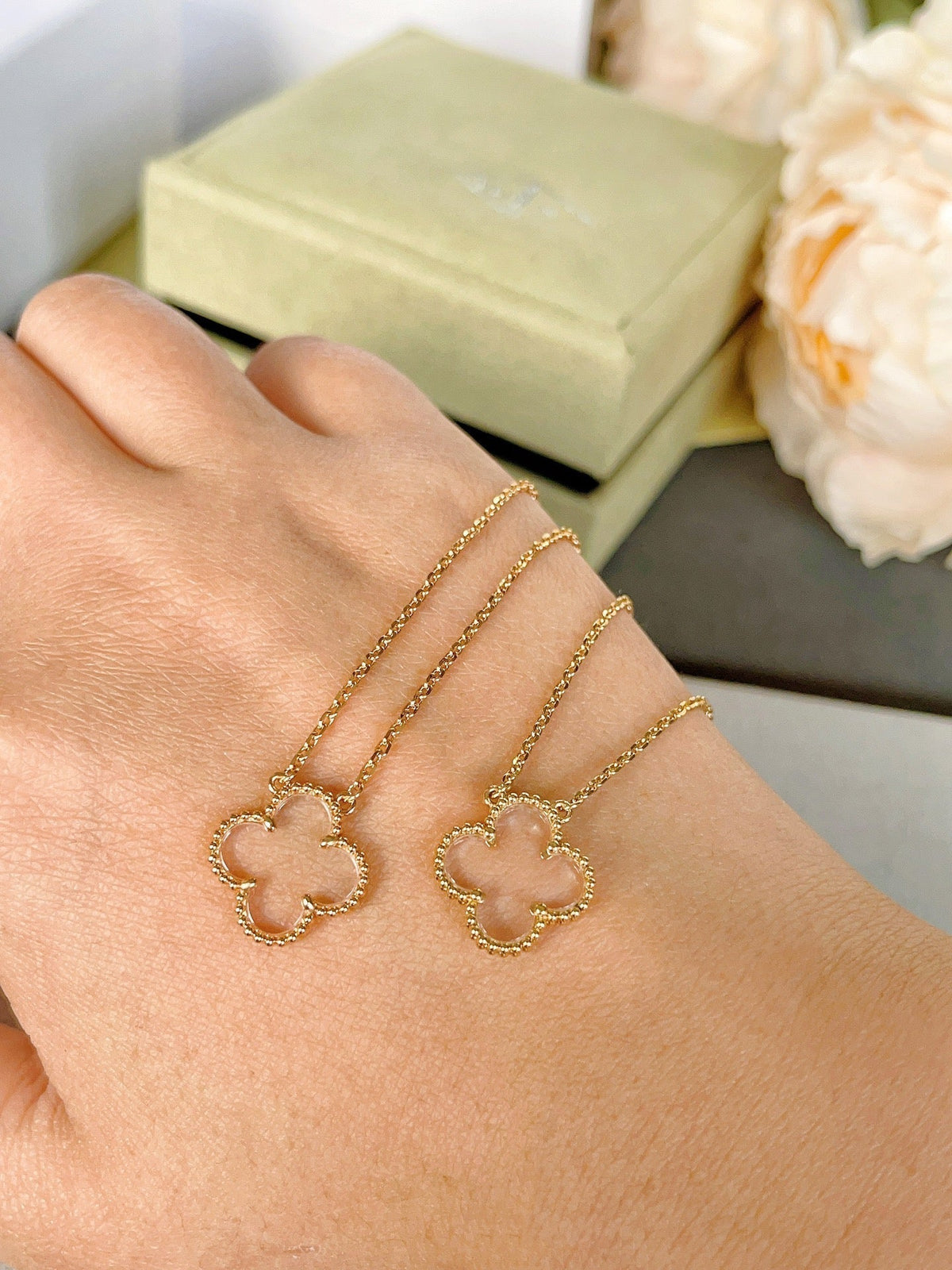 [⭐moonlume]CLOVER ROCK CRYSTAL ROSE GOLD NECKLACE