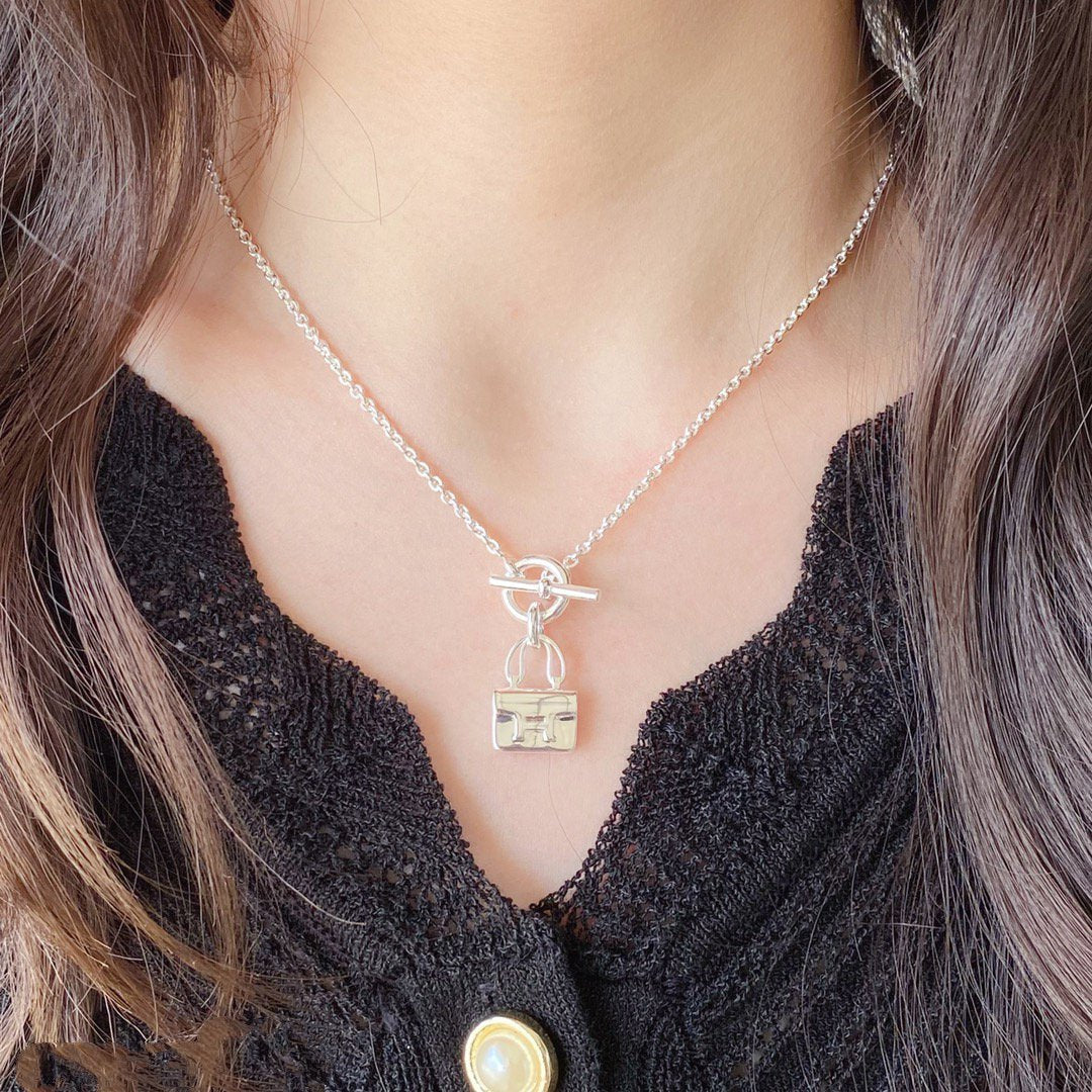[⭐moonlume]CONSTANCE PEDANT SILVER NECKLACE