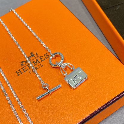 [⭐moonlume]CONSTANCE PEDANT SILVER NECKLACE