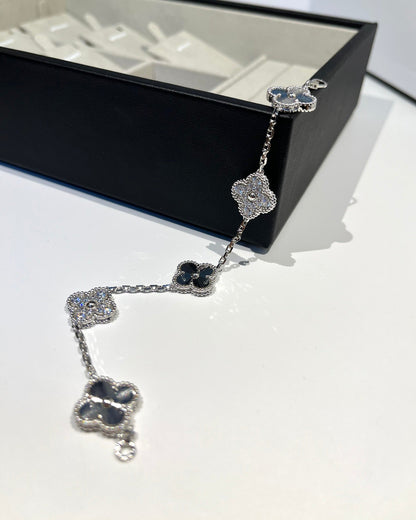 [⭐moonlume] CLOVER 5 MOTIF LASER BRACELET COLLECTION