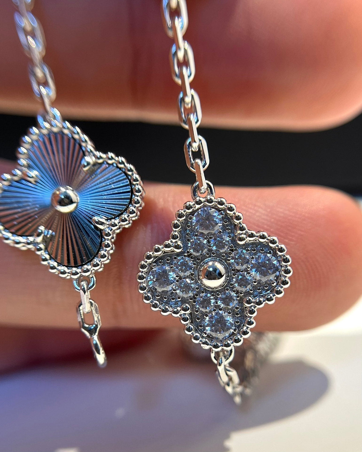 [⭐moonlume] CLOVER 5 MOTIF LASER BRACELET COLLECTION