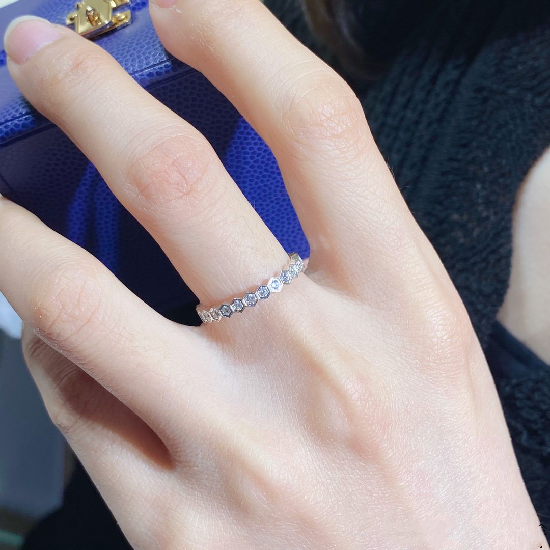 [⭐moonlume]BEE LOVE DIAMOND PAVED SMALL RING