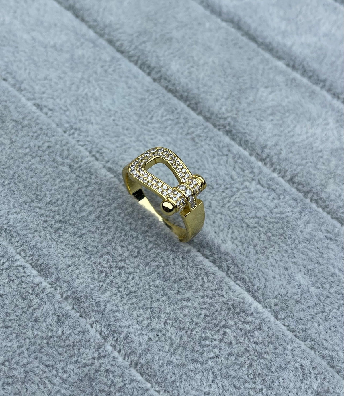 [⭐moonlume]Wide Hoof-Shaped Diamond-Studded Ring