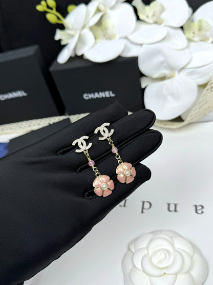 [⭐moonlume]26C Pink Camellia Enamel Pendant with Double C Earrings