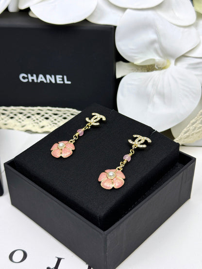 [⭐moonlume]26C Pink Camellia Enamel Pendant with Double C Earrings