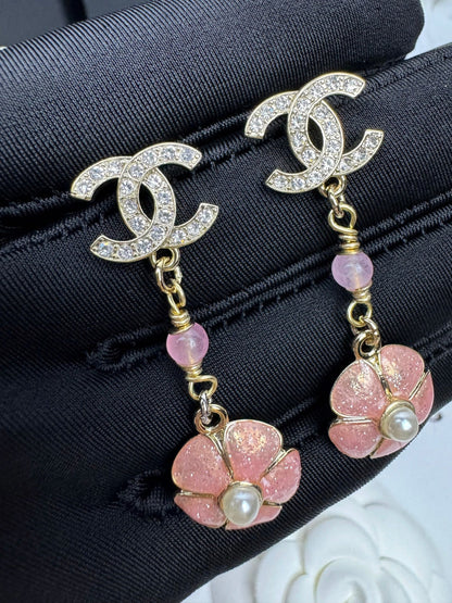 [⭐moonlume]26C Pink Camellia Enamel Pendant with Double C Earrings