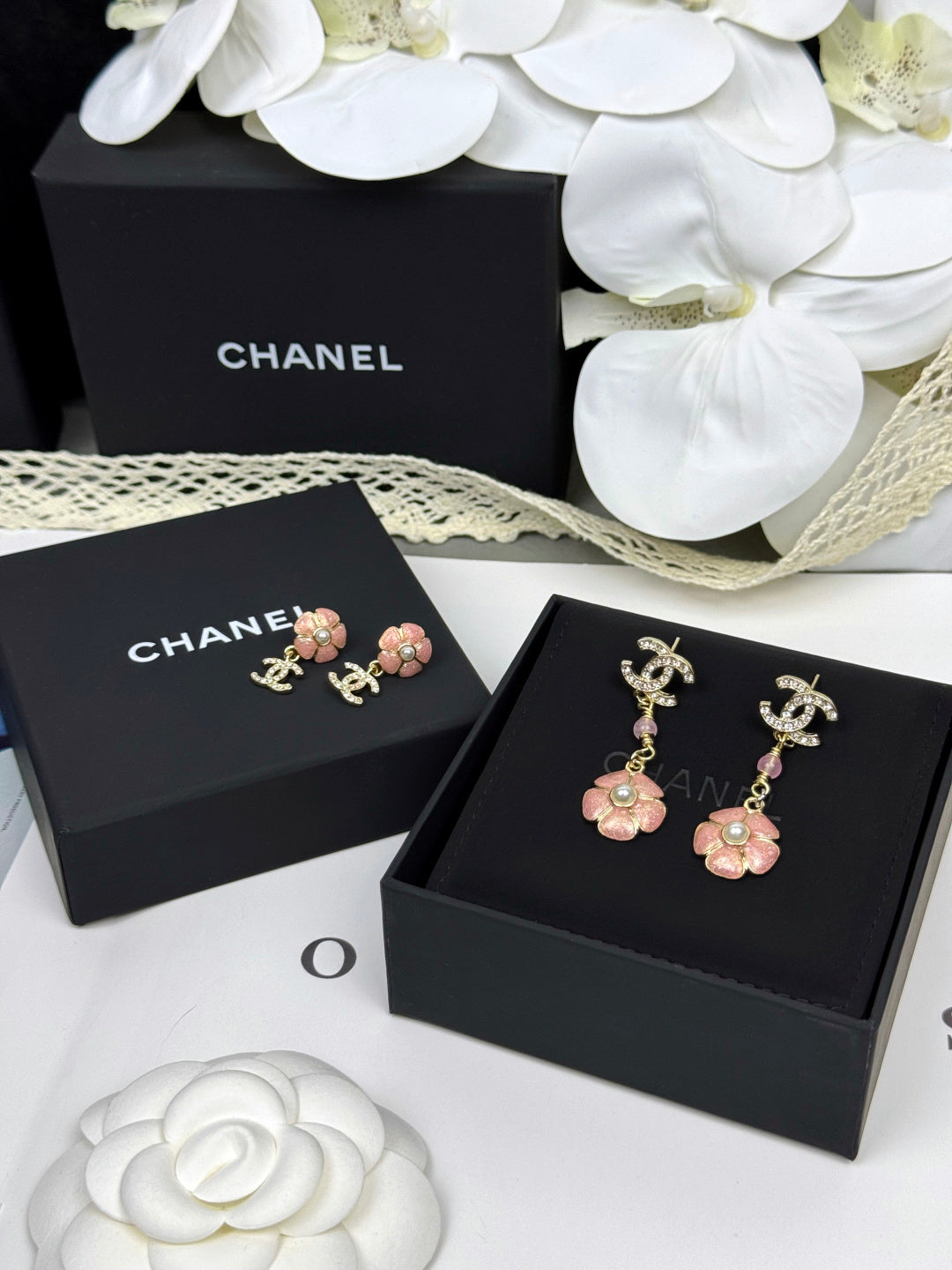 [⭐moonlume]26C Pink Camellia Enamel Pendant with Double C Earrings