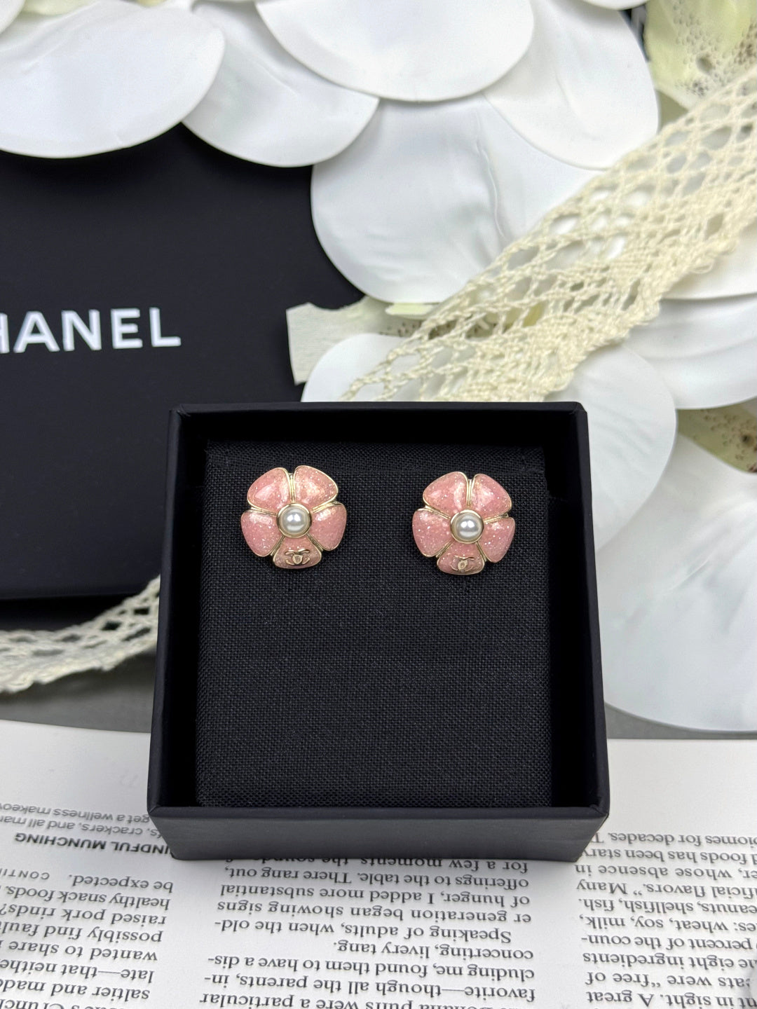 [⭐moonlume]26C Pink Camellia Pearl Enamel Stud Earrings