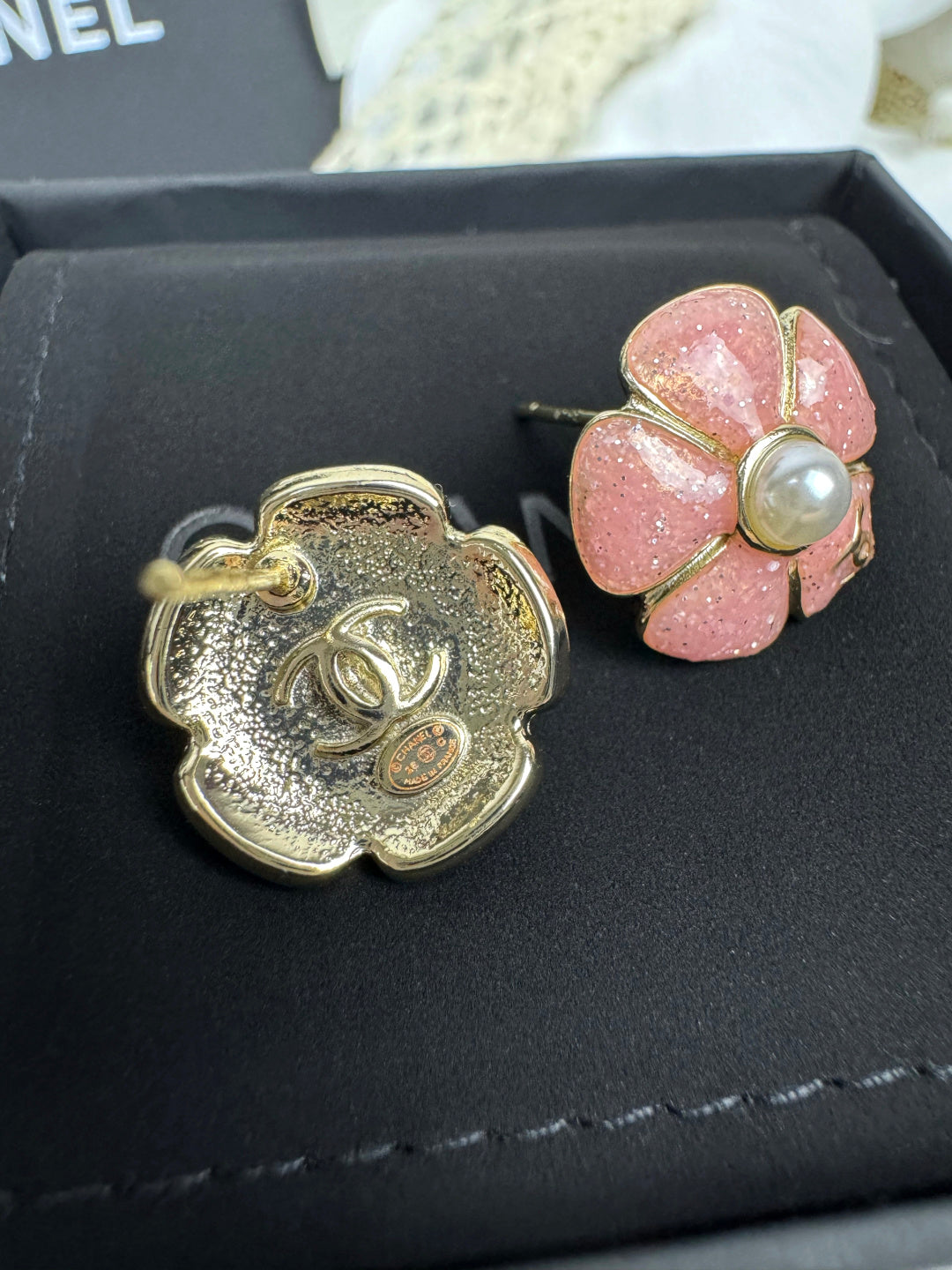 [⭐moonlume]26C Pink Camellia Pearl Enamel Stud Earrings