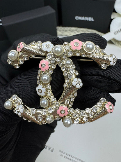 [⭐moonlume]26C Pink-White Enamel Ice Cream Cone Double C Brooch