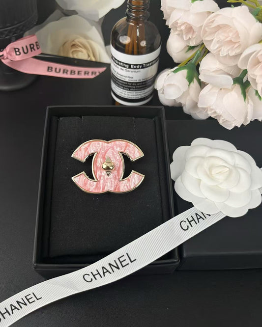 [⭐moonlume]Pink Resin Classic Brooch 5cm