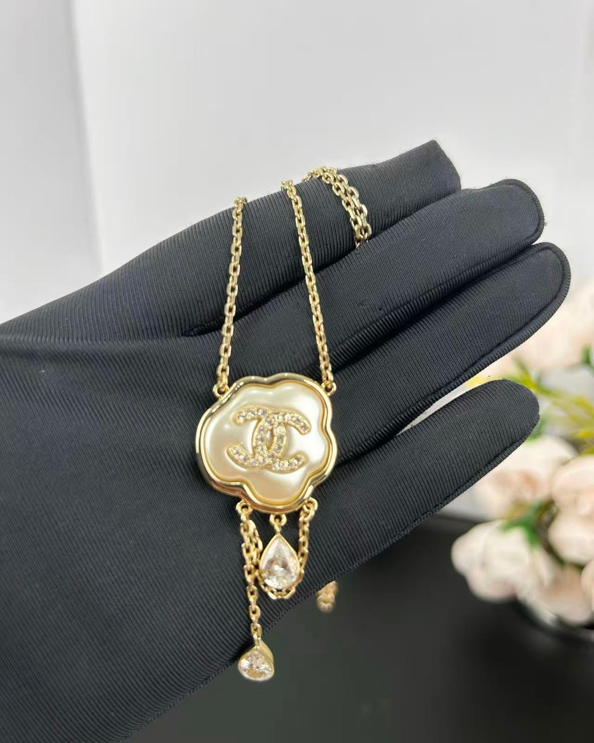 [⭐moonlume]Cloud Pearl Mother-of-Pearl Diamond Chain Pendant Necklace