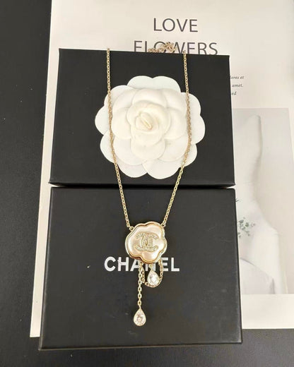[⭐moonlume]Cloud Pearl Mother-of-Pearl Diamond Chain Pendant Necklace