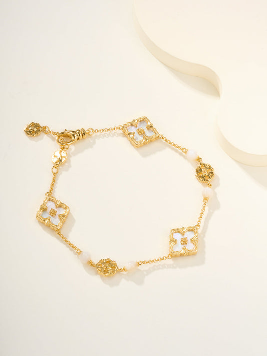 [⭐moonlume]B.C.L ENAMELED Three-Flower Bracelet（Trumpet)