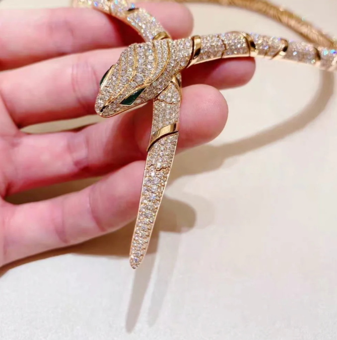 [⭐moonlume]HAUTE COUTURE GOLD SERPENTI NECKLACE