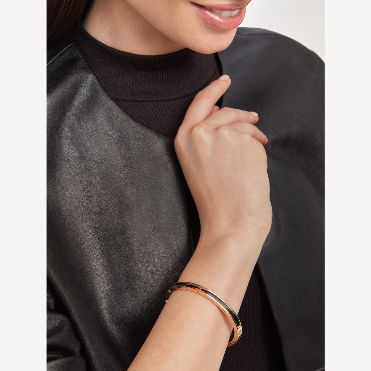 [⭐moonlume]ZERO 1 PINK GOLD WITH BLACK CERAMIC BRACELET