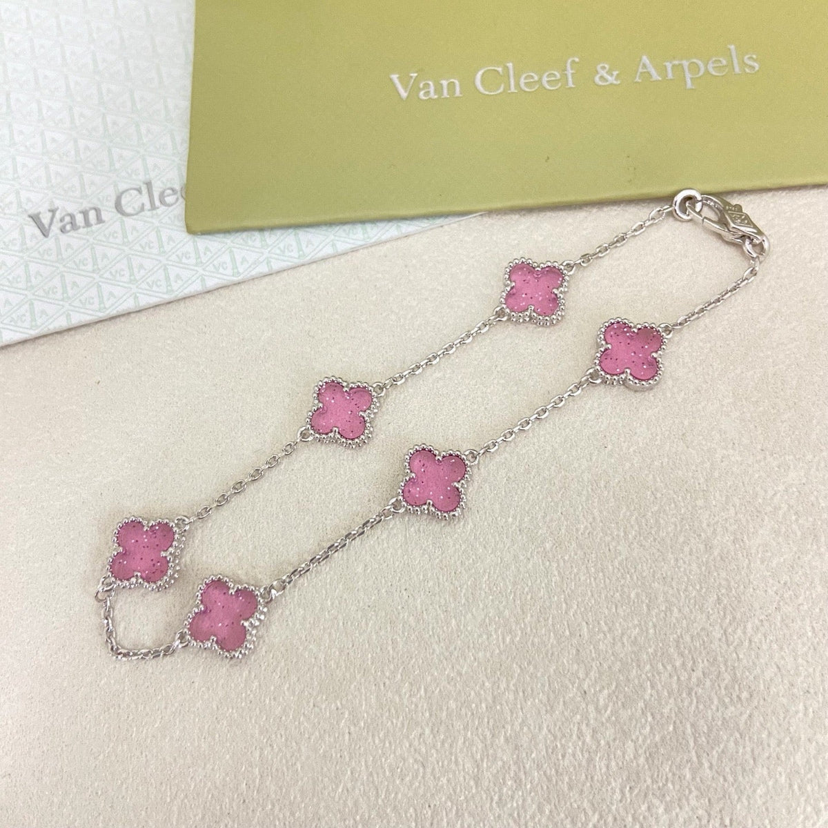 [⭐moonlume]2026 NEW CLOVER 6 MOTIF BUBBLE PINK ENAMEL BRACELET