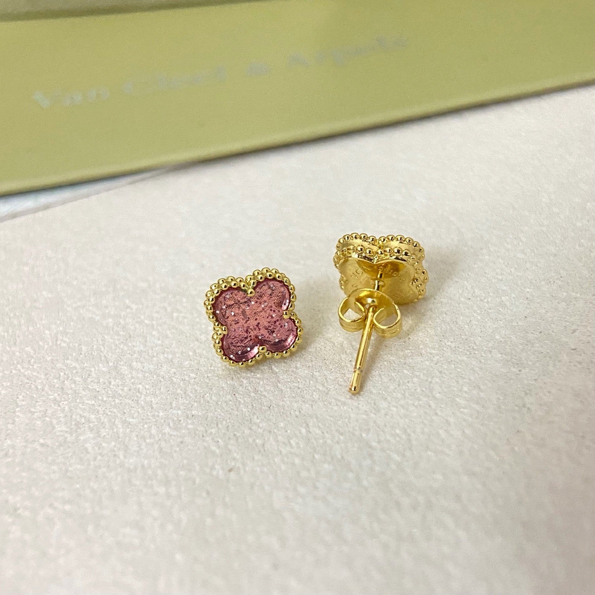 [⭐moonlume]2026 NEW MINI CLOVER 1 MOTIF  BUBBLE PINK ENAMEL