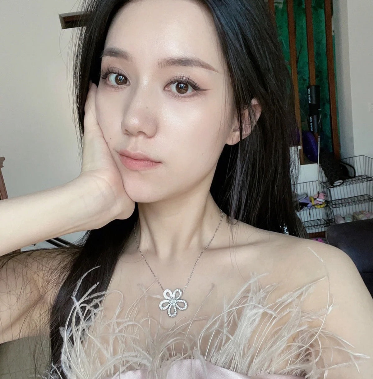 [⭐moonlume]FLOWERLACE NECKLACE FULL DIAMONDS