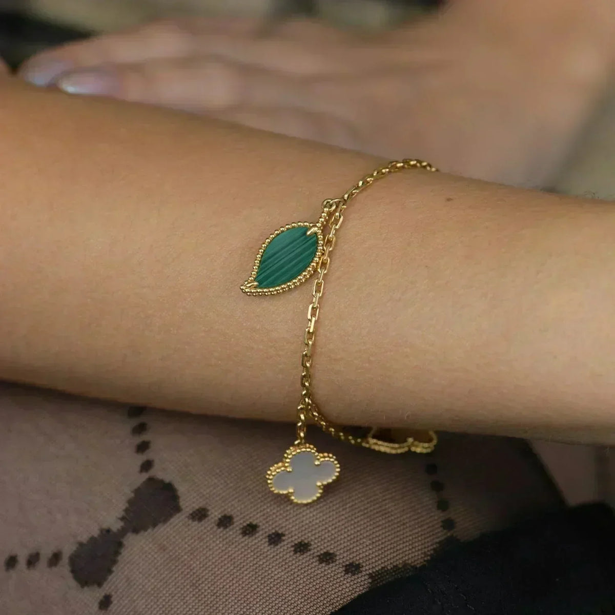 [⭐moonlume]LUCKY SPRING 5 MOTIF GOLD BRACELET