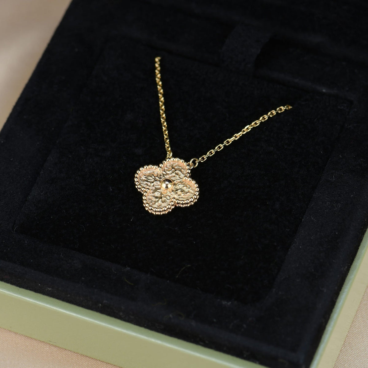 [⭐moonlume]CLOVER 15MM  BRONZING NECKLACE