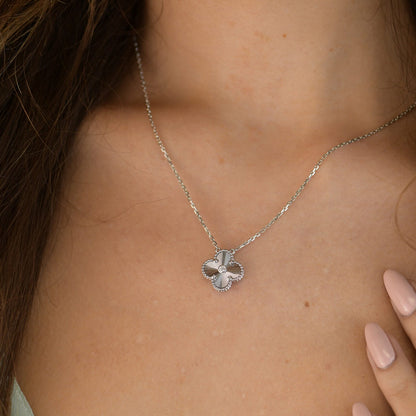 [⭐moonlume]CLOVER  15MM DIAMOND LASER NECKLACE SILVER