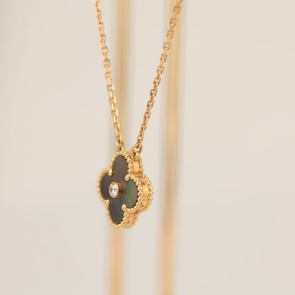 [⭐moonlume]CLOVER 15MM DIAMOND AND MOTHER-OF-GREY NECKLACE