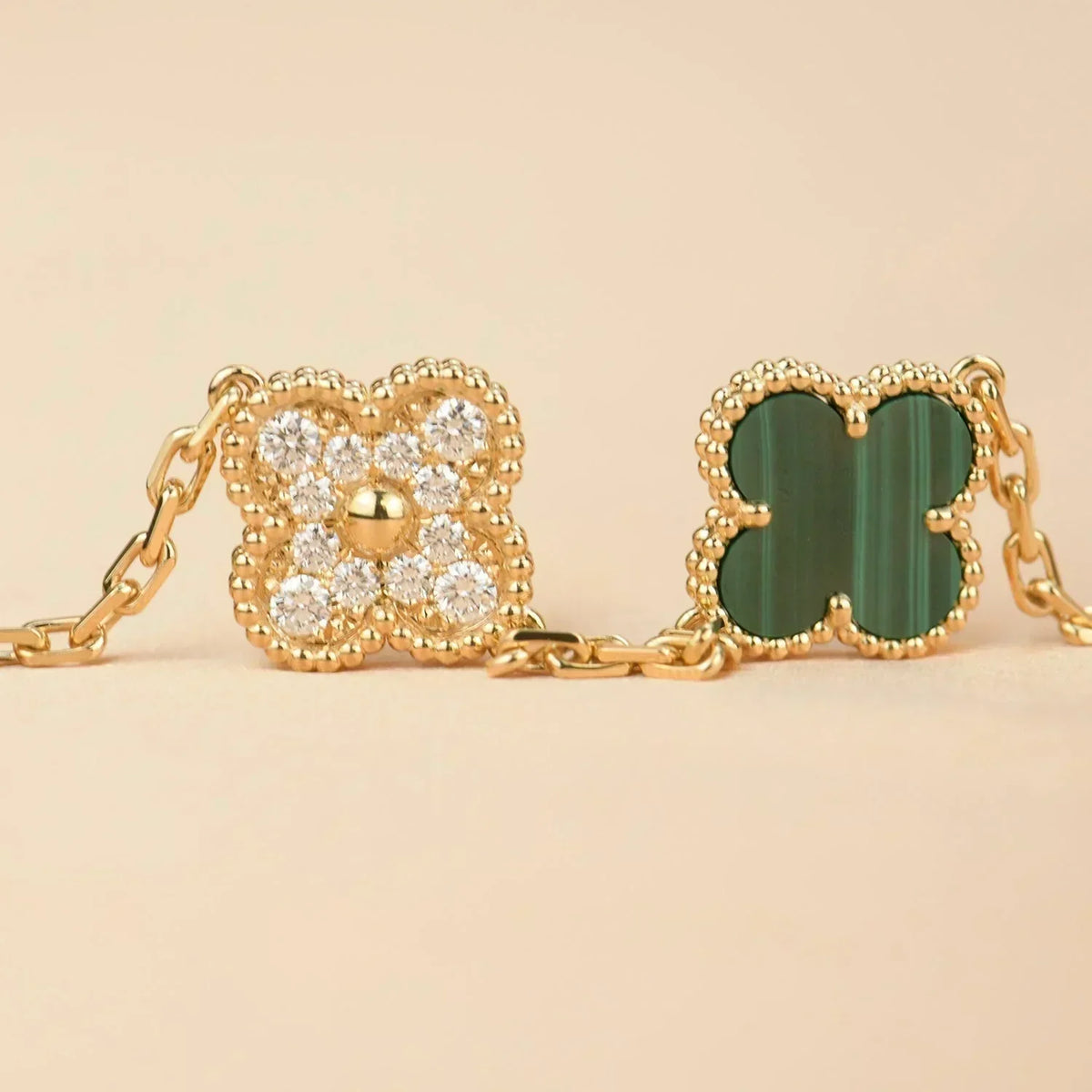 [⭐moonlume] CLOVER 5 MOTIF MALACHITE BRACELET COLLECTION