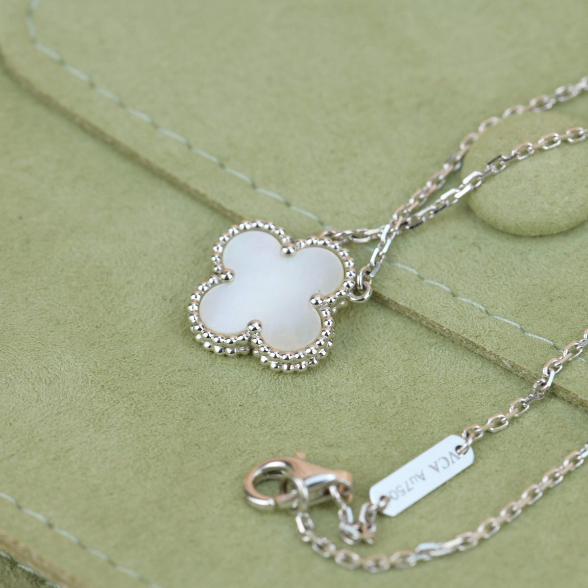 [⭐moonlume]CLOVER  15MM WHITE MOTHER-OF-PEARL SILVER