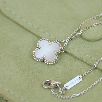 [⭐moonlume]CLOVER  15MM WHITE MOTHER-OF-PEARL SILVER