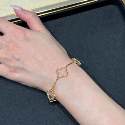 [⭐moonlume]CLOVER 5 MOTIF ROCK CRYSTAL BRACELET