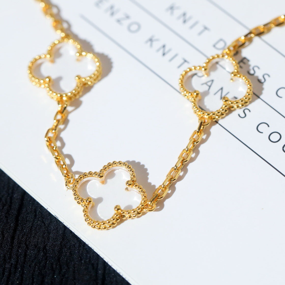 [⭐moonlume]CLOVER 5 MOTIF ROCK CRYSTAL BRACELET