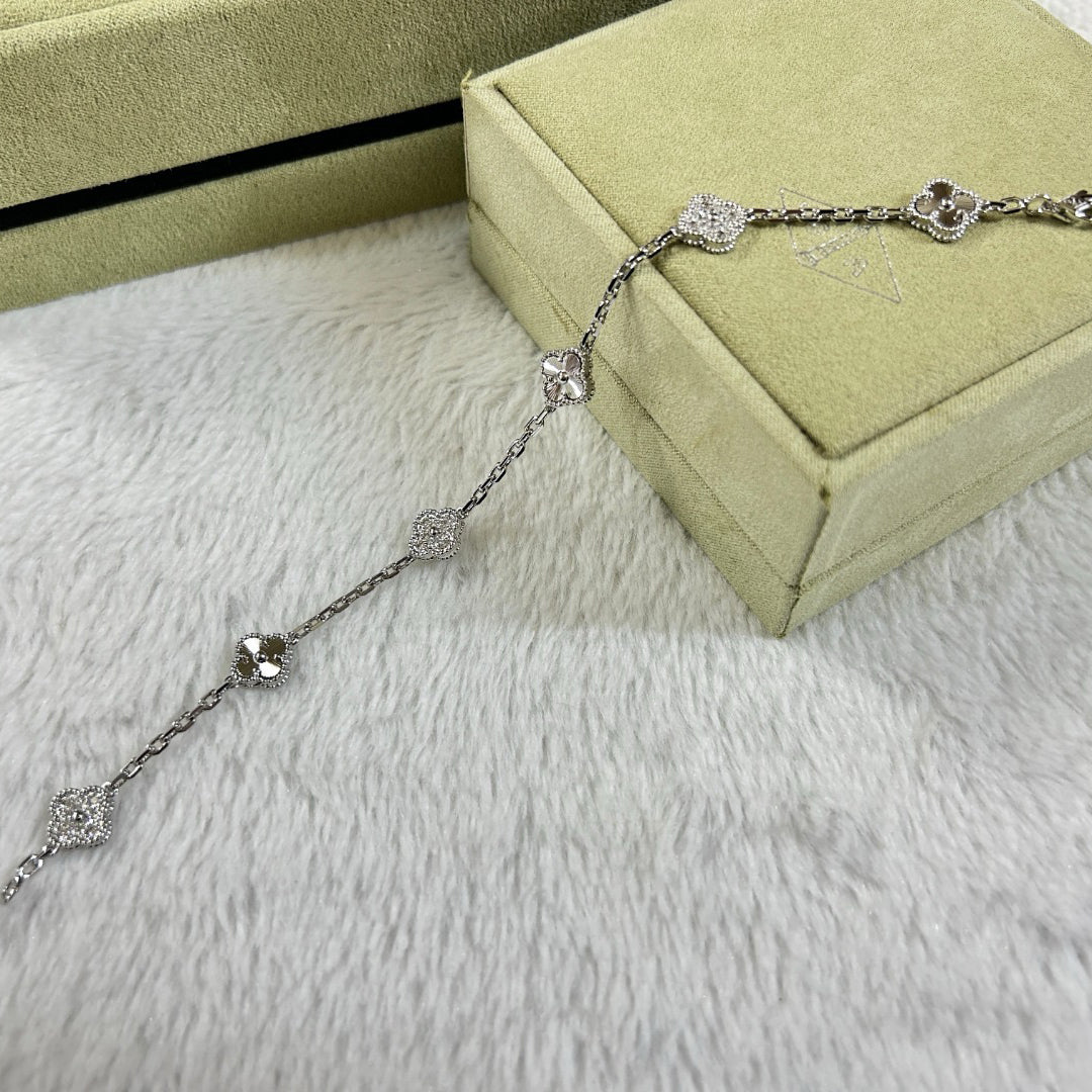 [⭐moonlume]CLOVER 6 MOTIF DIAMOND LASER BRACELET