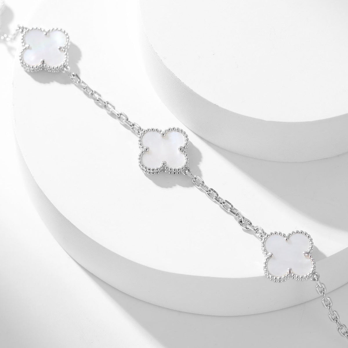 [⭐moonlume]CLOVER 10 MOTIFS WHITE MOTHER OF PEARL NECKLACE