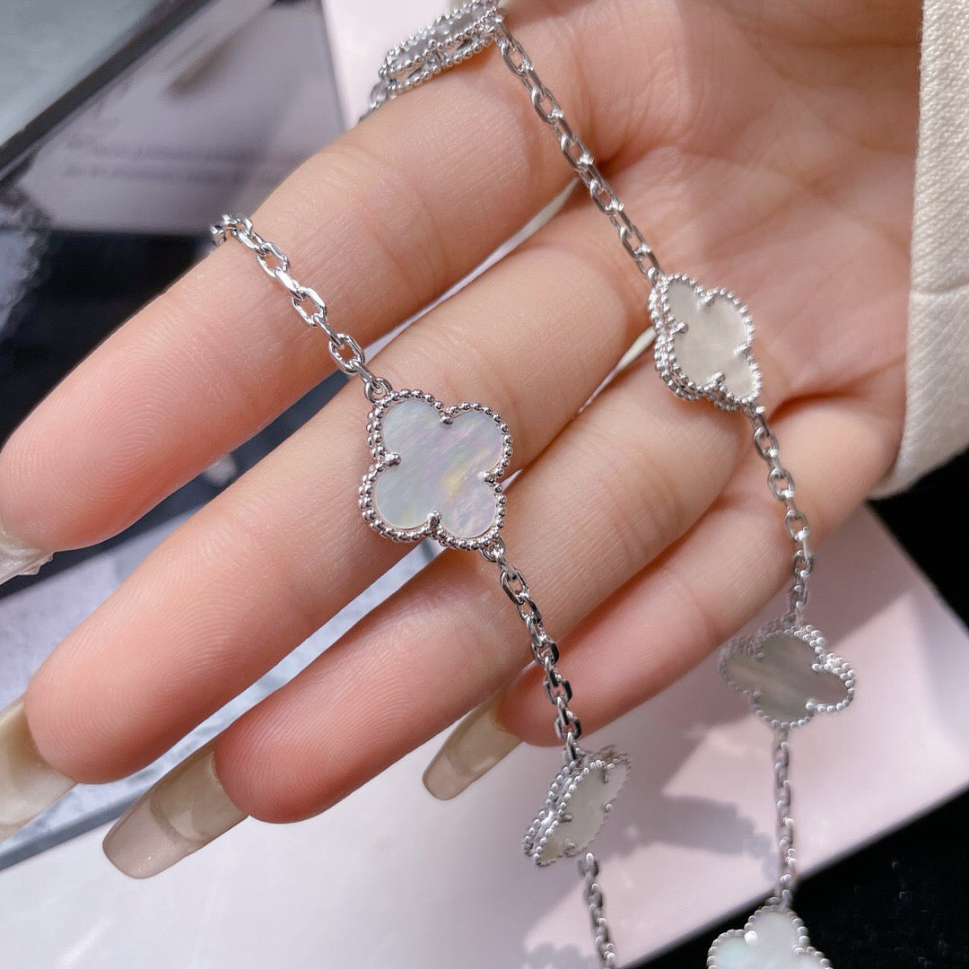 [⭐moonlume]CLOVER 10 MOTIFS WHITE MOTHER OF PEARL NECKLACE