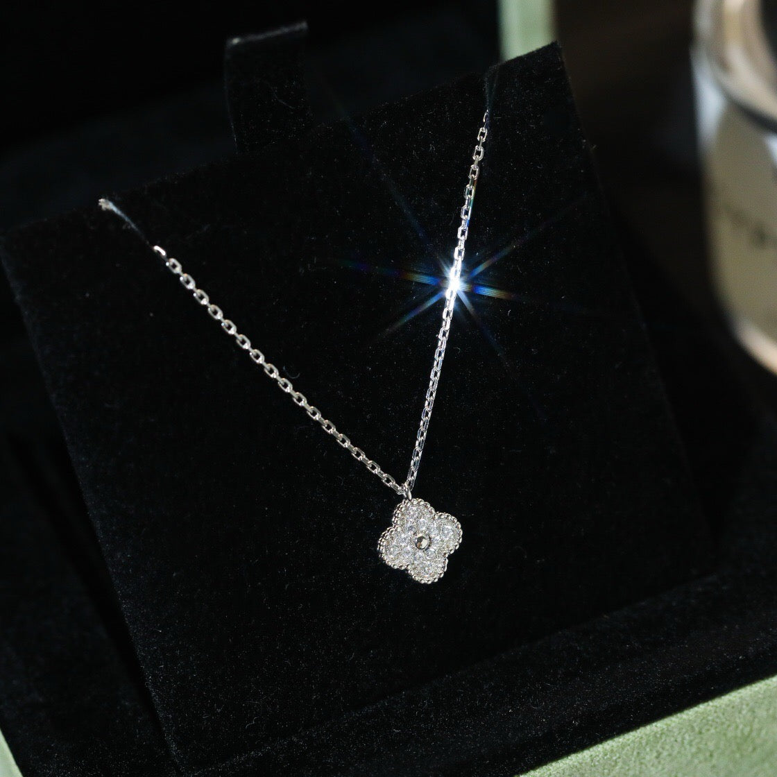 [⭐moonlume]CLOVER MINI 9.5MM PENDANT DIAMOND NECKLACE