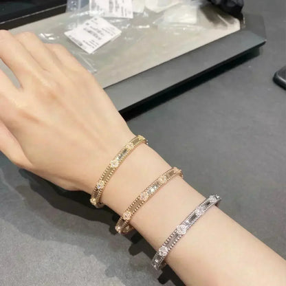 [⭐moonlume]CLOVER BRACELET 4MM DIAMONDS