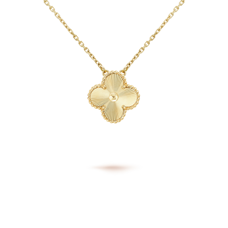[⭐moonlume]CLOVER 15MM LASER NECKLACE