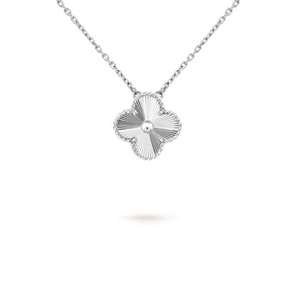[⭐moonlume]CLOVER 15MM LASER NECKLACE SILVER