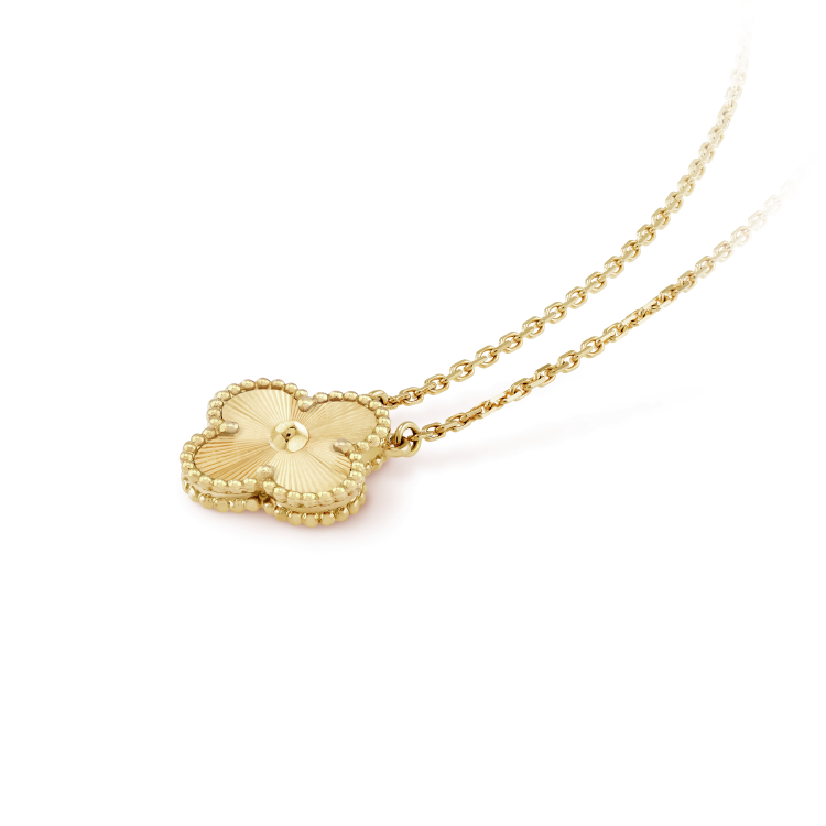 [⭐moonlume]CLOVER 15MM LASER NECKLACE