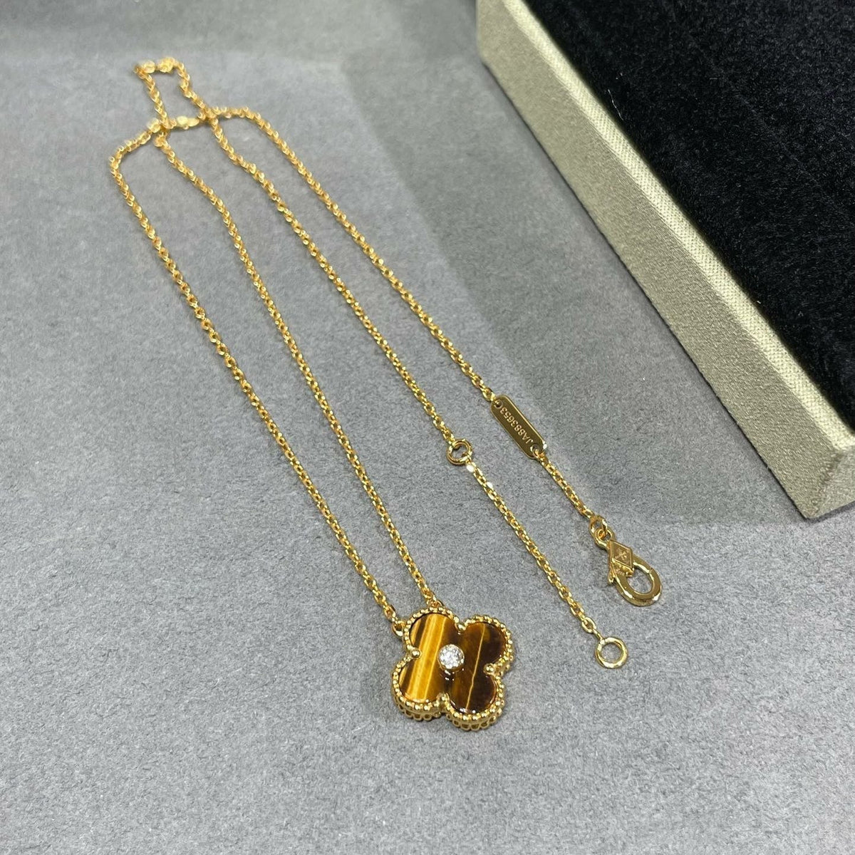 [⭐moonlume]CLOVER 15MM DIAMOND AND YELLOW TIGER'S EYE AGATE necklace