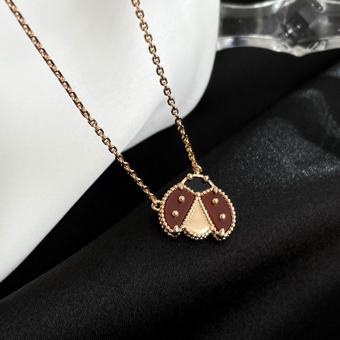 [⭐moonlume]LUCKY  CARNELIANS LADYBUG NECKLACE