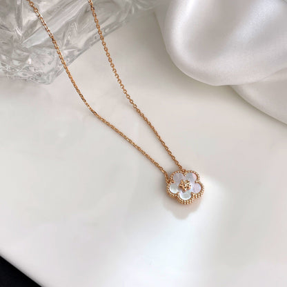 [⭐moonlume]LUCKY  WHITE MOP  PLUM BLOSSOM NECKLACE