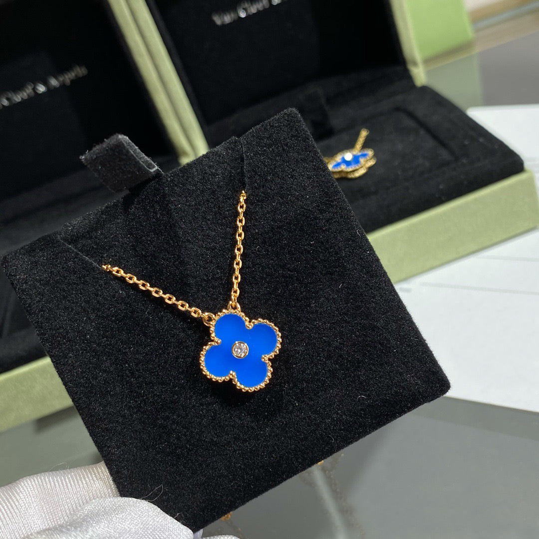 [⭐moonlume]CLOVER 15MM DIAMOND AND BLUE AGATE NECKLACE
