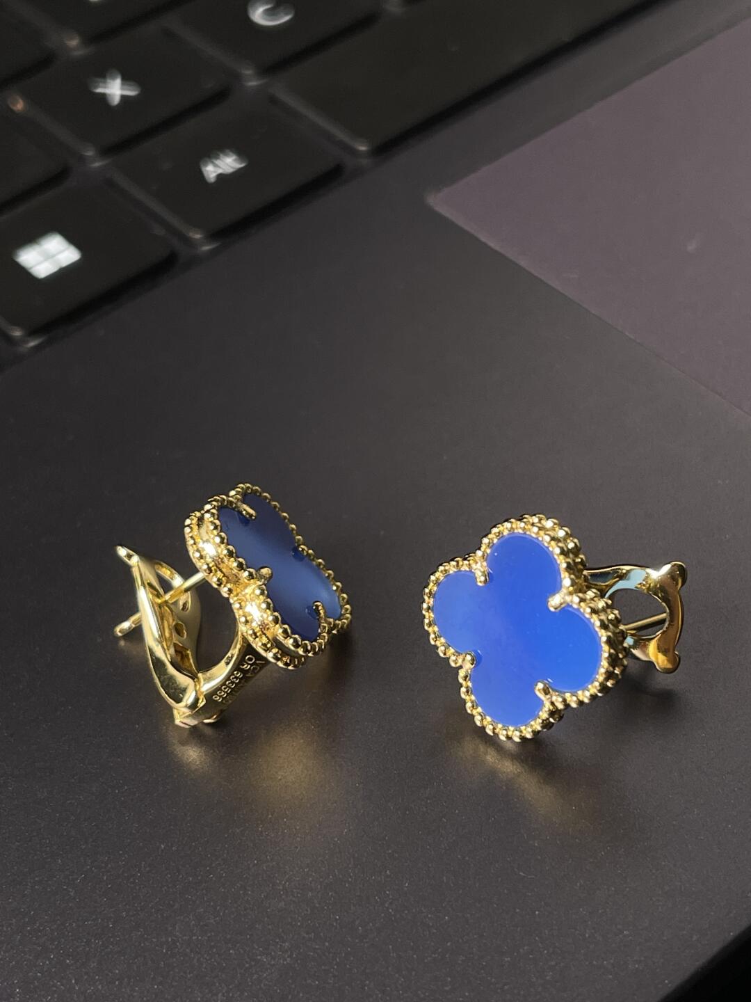 [⭐moonlume] CLOVER LARGE (20mm) 1 MOTIFS BLUE MOP STUD EARRINGS