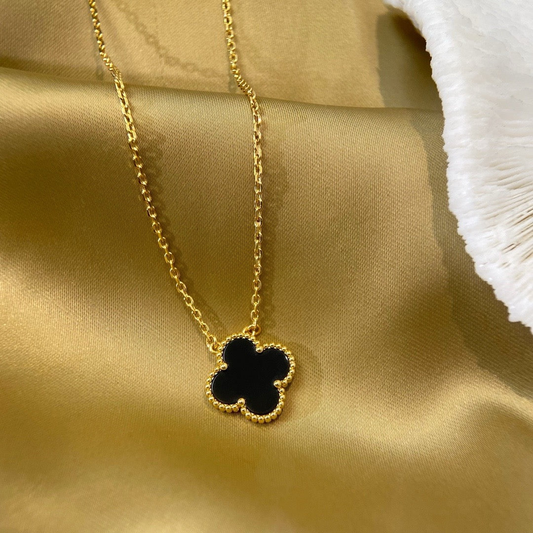 [⭐moonlume]CLOVER 15MM BLACK ONYX SINGLE FLOWER NECKLACE