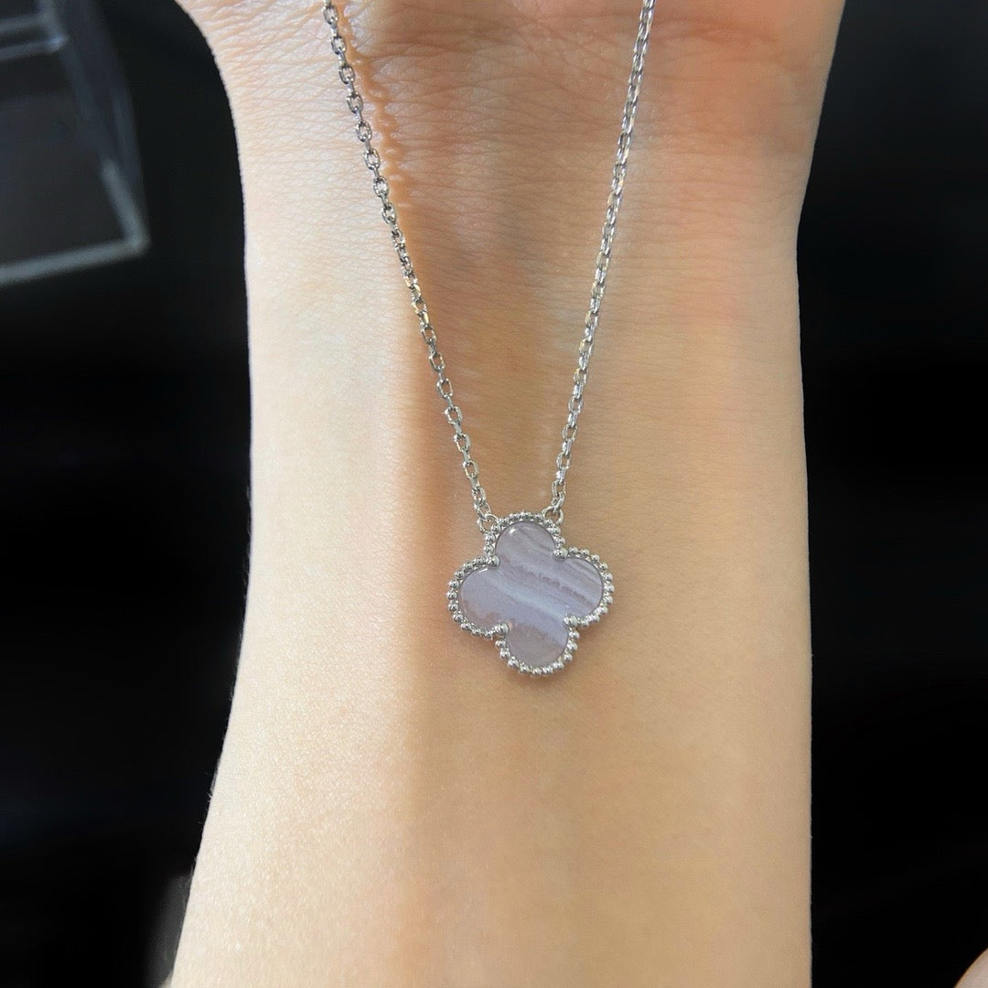 [⭐moonlume]CLOVER 15MM BLUE CHALCEDONY NECKLACE SILVER