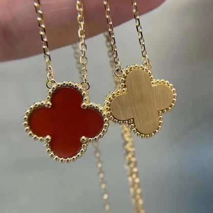 [⭐moonlume]CLOVER 15MM CARNELIAN SINGLE FLOWER NECKLACE