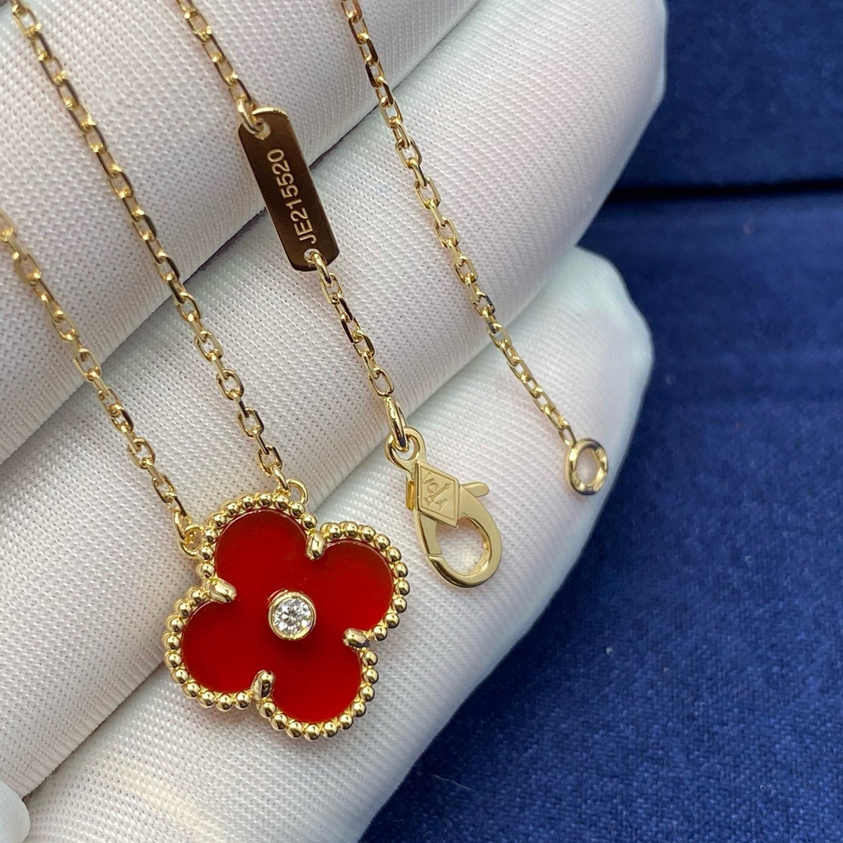 [⭐moonlume]CLOVER 15MM DIAMOND CARNELIAN NECKLACE