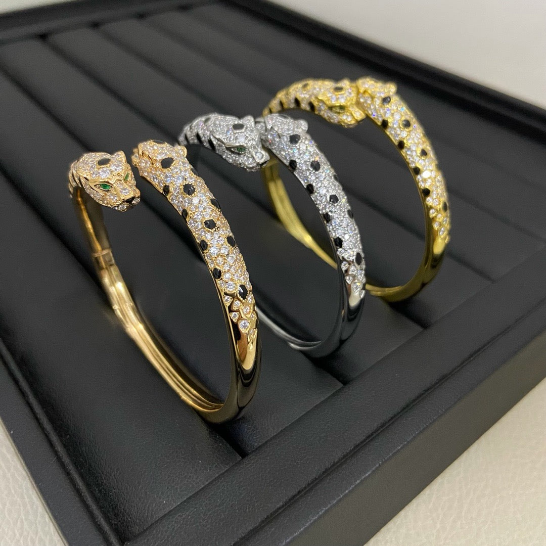[⭐moonlume]PANTHERE DOUBLE HEADED HALF DIAMOND OPEN BRACELET